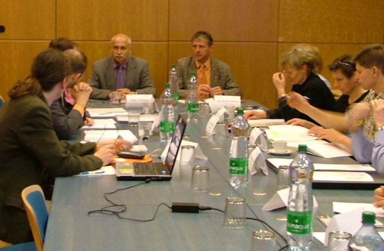 Kulatý stůl vedli  náměstek hejtmana Vít Příkaský (vlevo) a radní Jaroslav Podzimek